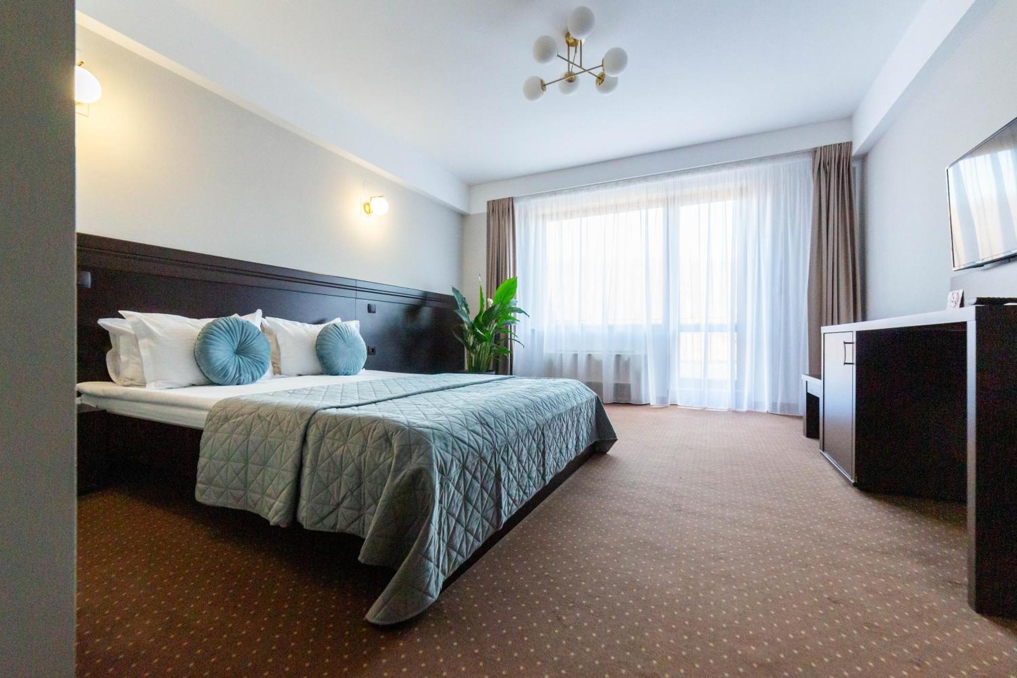 Hotel Restaurant Alesia Corunca Dış mekan fotoğraf