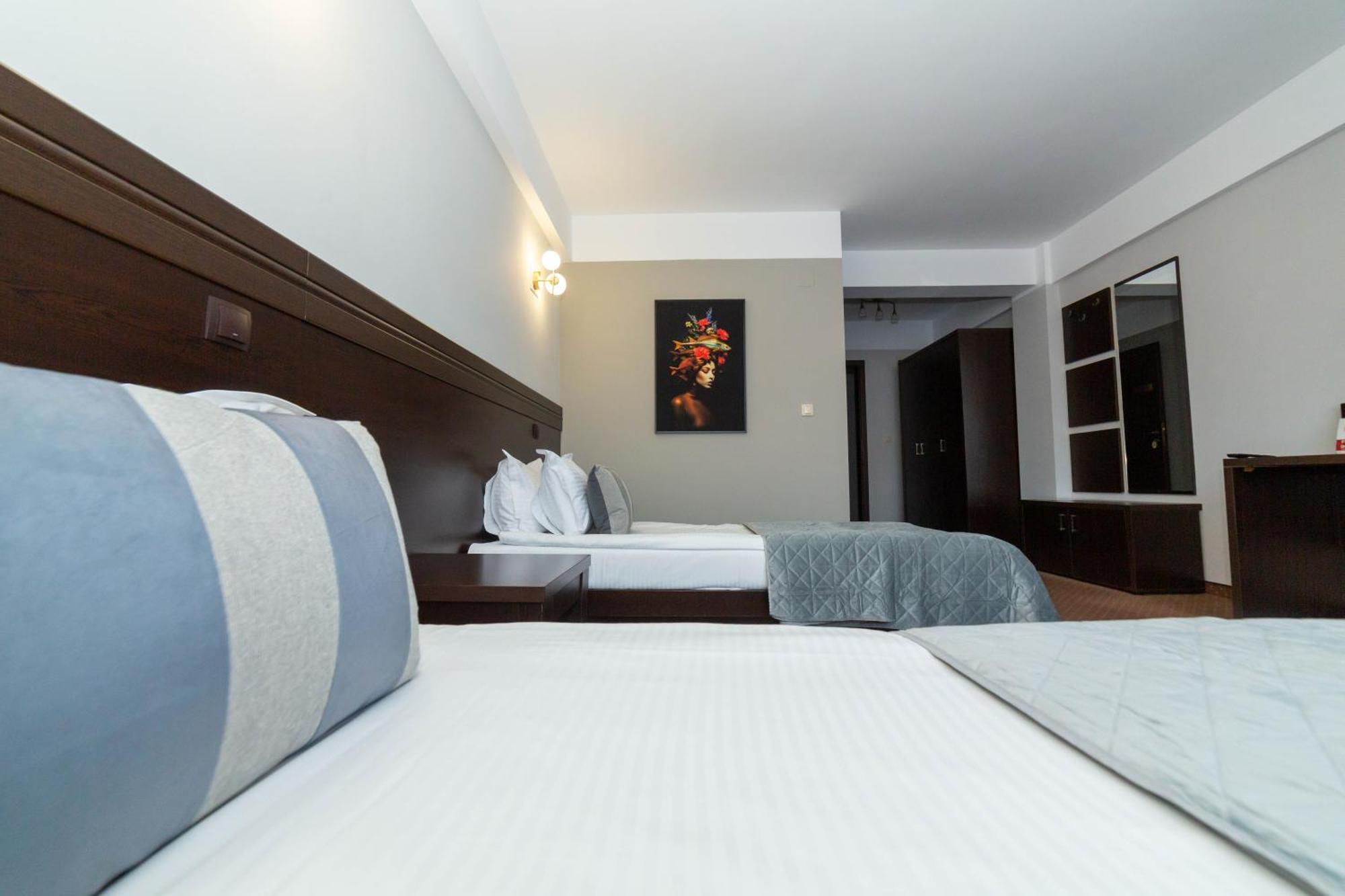 Hotel Restaurant Alesia Corunca Dış mekan fotoğraf
